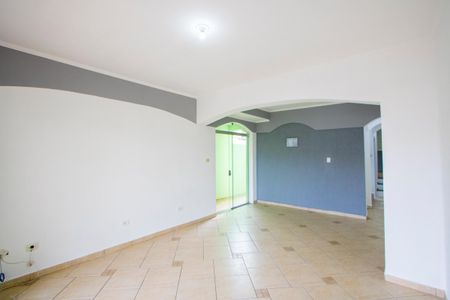 Casa à venda com 230m², 3 quartos e 4 vagasSala