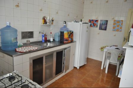 Apartamento à venda com 100m², 2 quartos e sem vagaCozinha