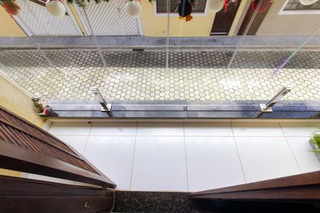 Casa de condomínio à venda com 99m², 3 quartos e 1 vagaVaranda