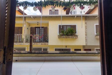 Casa de condomínio à venda com 99m², 3 quartos e 1 vagaVaranda