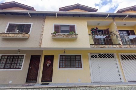 Casa de condomínio à venda com 99m², 3 quartos e 1 vagaFachada Interna