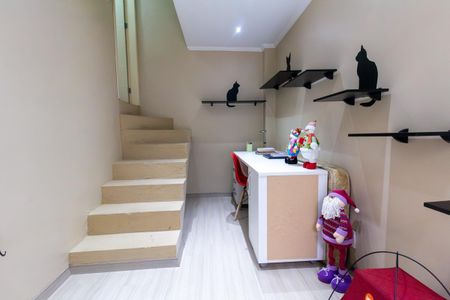 Casa de condomínio à venda com 99m², 3 quartos e 1 vagaEscritório