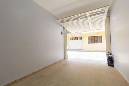 Casa de condomínio à venda com 99m², 3 quartos e 1 vagaGaragem