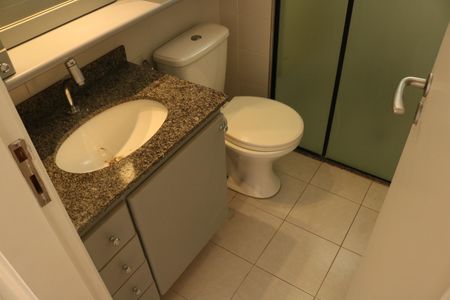 Apartamento à venda com 56m², 2 quartos e 2 vagasBanheiro