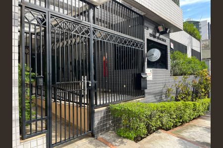 Apartamento à venda com 56m², 2 quartos e 2 vagasFachada do Prédio