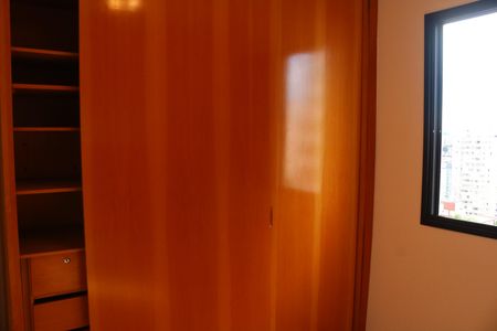 Apartamento à venda com 56m², 2 quartos e 2 vagasQuarto 2