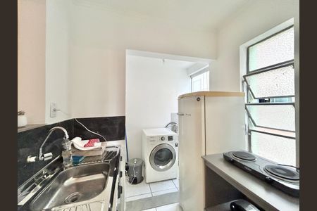 Cozinha de apartamento à venda com 1 quarto, 45m² em Centro, São Leopoldo