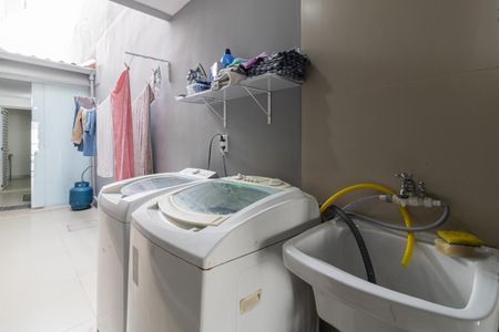 Studio para alugar com 20m², 1 quarto e sem vaga Studio para alugar com 20m², 1 quarto e sem vagaÁrea comum - Lavanderia