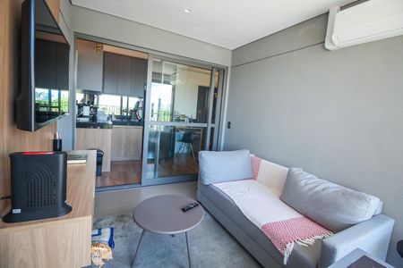 Sala de apartamento à venda com 2 quartos, 49m² em Cerqueira César, São Paulo