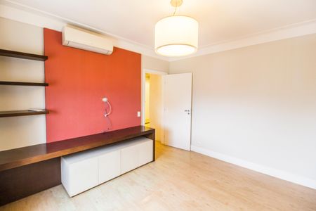 Apartamento para alugar com 207m², 3 quartos e 3 vagasSuíte 1