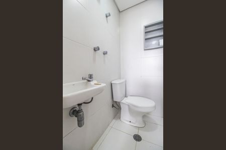 Apartamento para alugar com 207m², 3 quartos e 3 vagasBanheiro de serviço