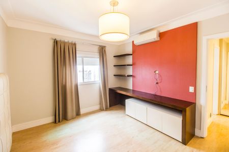 Apartamento para alugar com 207m², 3 quartos e 3 vagasSuíte 1