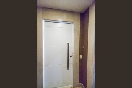 Apartamento para alugar com 207m², 3 quartos e 3 vagasEntrada