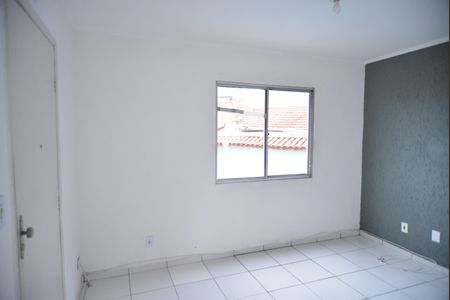 Sala de apartamento à venda com 2 quartos, 66m² em Parque das Nações, Santo André