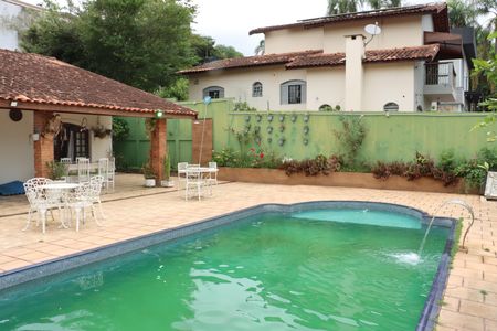 Casa de condomínio para alugar com 2600m², 3 quartos e sem vagaÁrea comum