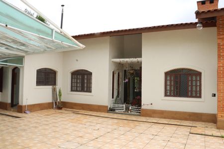 Casa de condomínio para alugar com 2600m², 3 quartos e sem vagaÁrea comum