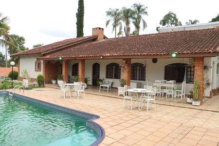 Casa de condomínio para alugar com 2600m², 3 quartos e sem vagaÁrea comum