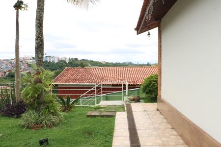 Casa de condomínio para alugar com 2600m², 3 quartos e sem vagaÁrea comum