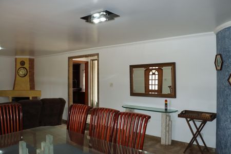 Sala de casa de condomínio para alugar com 3 quartos, 2600m² em Parque São Paulo, Cotia