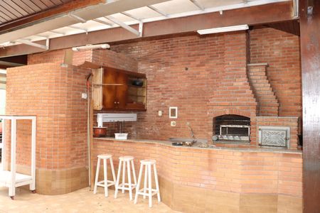 Casa de condomínio para alugar com 2600m², 3 quartos e sem vagaÁrea comum