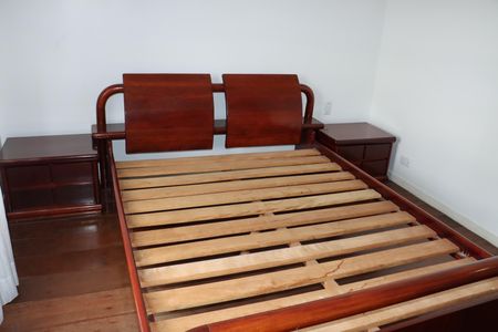 Casa de condomínio para alugar com 2600m², 3 quartos e sem vagaQuarto