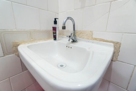 Casa à venda com 154m², 3 quartos e 2 vagasCasa 2 - Banheiro Detalhe