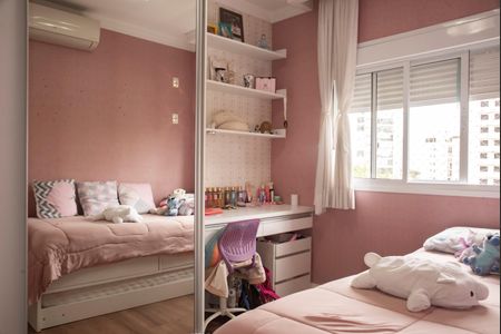 Apartamento à venda com 115m², 3 quartos e 2 vagasQuarto 2