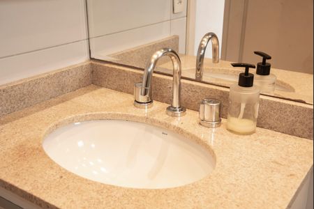 Apartamento à venda com 115m², 3 quartos e 2 vagasBanheiro da Suíte