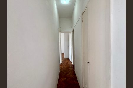 Apartamento à venda com 75m², 2 quartos e sem vagaCorredor