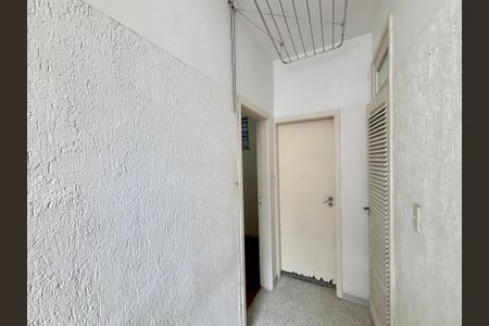 Apartamento à venda com 75m², 2 quartos e sem vagaÁrea de serviço