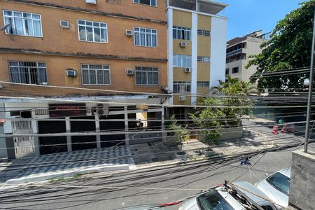 Vista de kitnet/studio para alugar com 1 quarto, 18m² em Jardim Vinte E Cinco de Agosto, Duque de Caxias