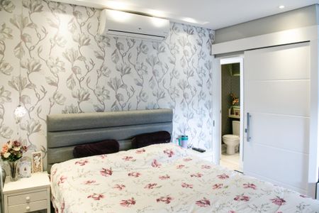 Apartamento à venda com 100m², 2 quartos e 2 vagasSuíte 