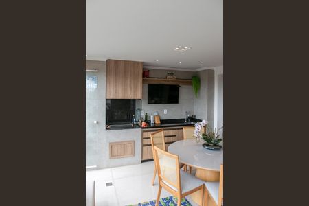 Apartamento à venda com 100m², 2 quartos e 2 vagasSala - Varanda