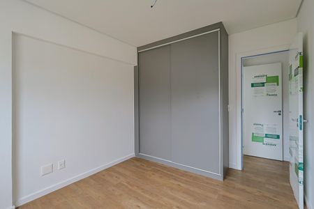 Apartamento à venda com 153m², 4 quartos e 4 vagas Apartamento à venda com 153m², 4 quartos e 4 vagasQuarto 1