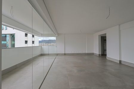 Apartamento à venda com 153m², 4 quartos e 4 vagas Apartamento à venda com 153m², 4 quartos e 4 vagasSala