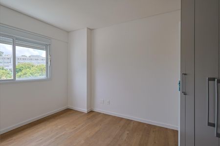 Apartamento à venda com 153m², 4 quartos e 4 vagas Apartamento à venda com 153m², 4 quartos e 4 vagasSuíte 1