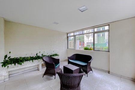 Apartamento para alugar com 60m², 2 quartos e 1 vagaÁrea comum