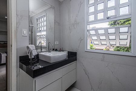 Casa para alugar com 333m², 3 quartos e 6 vagas Casa para alugar com 333m², 3 quartos e 6 vagasbanheiro na suíte 3_3