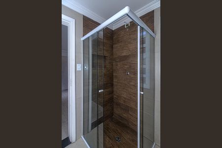 Casa para alugar com 333m², 3 quartos e 6 vagas Casa para alugar com 333m², 3 quartos e 6 vagasbanheiro na suíte 2_4