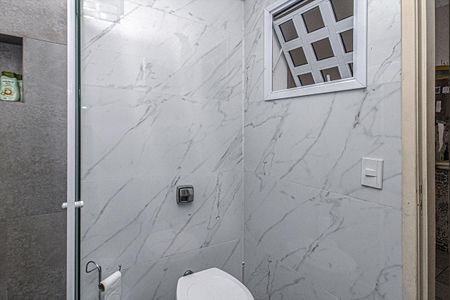 Casa para alugar com 333m², 3 quartos e 6 vagas Casa para alugar com 333m², 3 quartos e 6 vagasbanheiro no espaço gourmet_3