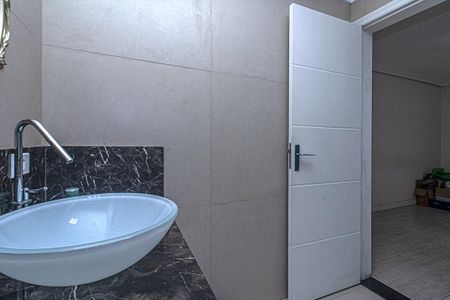 Casa para alugar com 333m², 3 quartos e 6 vagas Casa para alugar com 333m², 3 quartos e 6 vagasbanheiro na suíte 2_3