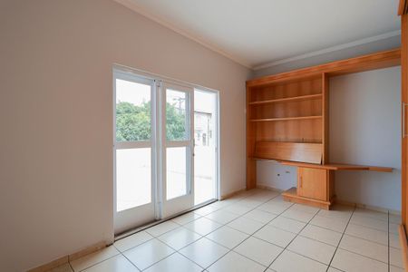 Casa para alugar com 210m², 3 quartos e 2 vagasSuíte 1