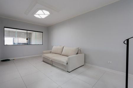 Sala de casa para alugar com 3 quartos, 210m² em Vila Basileia, São Paulo