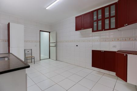 Casa para alugar com 210m², 3 quartos e 2 vagasCozinha