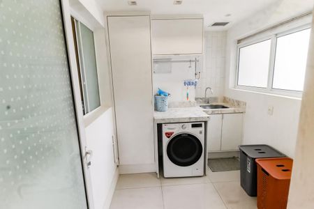 Apartamento para alugar com 129m², 3 quartos e 2 vagasÁrea de Serviço