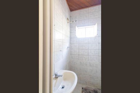 Casa para alugar com 50m², 1 quarto e 1 vaga Casa para alugar com 50m², 1 quarto e 1 vagaBanheiro