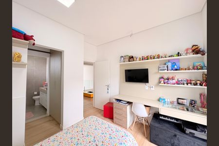 Casa de condomínio à venda com 300m², 4 quartos e 4 vagasSuíte 1