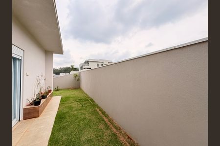 Casa de condomínio à venda com 300m², 4 quartos e 4 vagasQuintal das Suítes