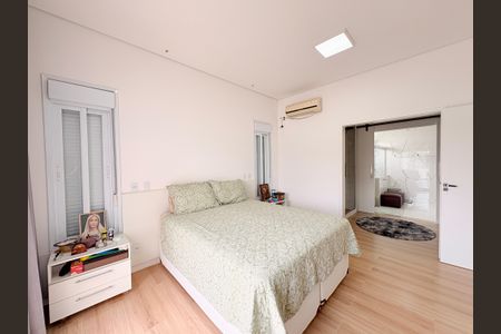 Casa de condomínio à venda com 300m², 4 quartos e 4 vagasSuíte 3