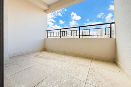 Studio à venda com 32m², 1 quarto e sem vaga Studio à venda com 32m², 1 quarto e sem vagaVaranda